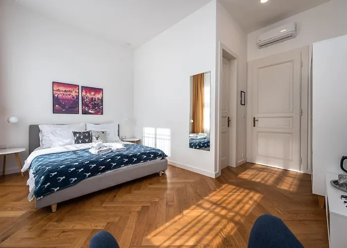 Apartrezidence Opletalova Aparthotel 4*