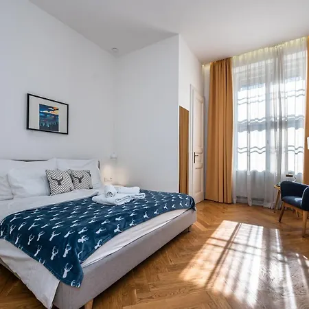 Apartrezidence Opletalova Apart Otel 4*