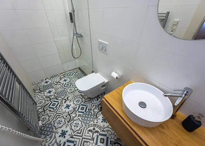 Ξενοδοχείο με διαμερίσματα Apartrezidence Opletalova 4*