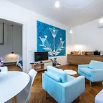 Apartrezidence Opletalova Aparthotel