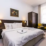 Apartrezidence Opletalova 4*